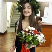 Sono laureata in flauto al Conservatorio, propongo lezioni private di flauto e solfeggio. In alternativa si può optare per didattica a distanza via Webcam